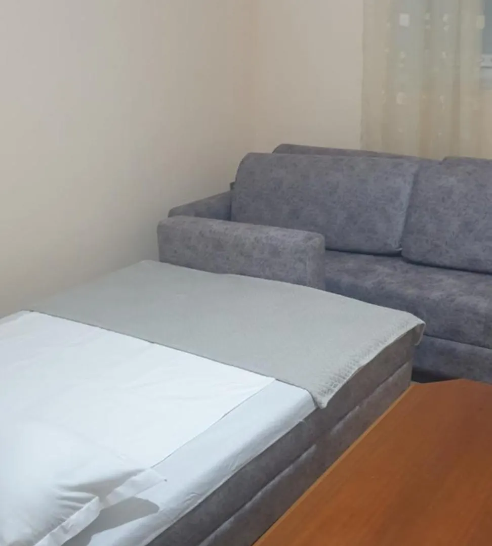 Apartment For Rent Bejos Polisi i Vogel